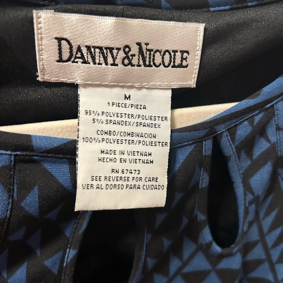 Danny & Nicole Blue and Black Patterned Long Sleeve Dress - Picture 7 of 7